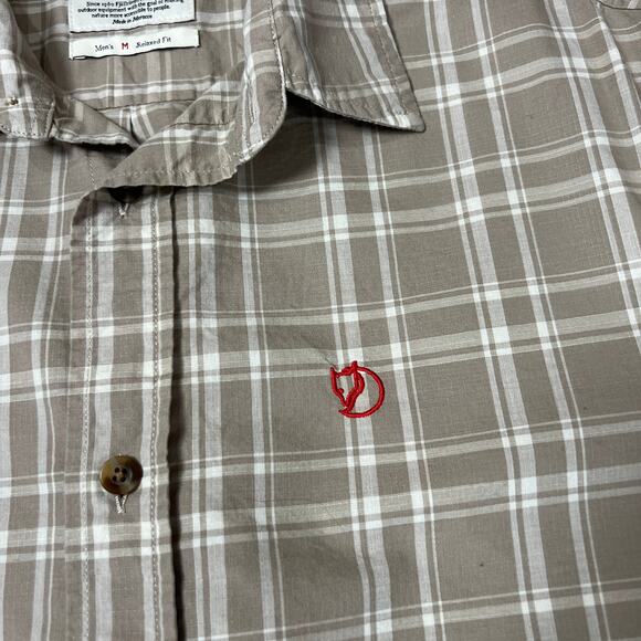 Fjallraven Relaxed Fit Short Sleeve Button Down Shirt SIZE M Brown Plaid - Picture 5 of 9